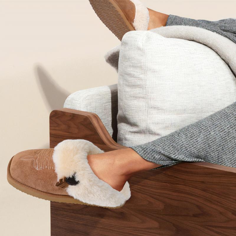 Western Fluffy Slippers